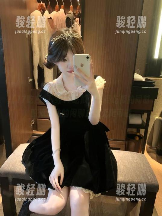 下载17吃瓜，享受吃瓜的同时，暗流涌动的闲聊成就无限可能。