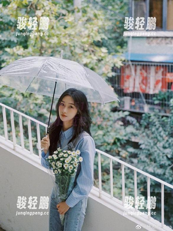 新款“51吃瓜”app上线，看八卦就像抢红包，疯狂丢眼球！