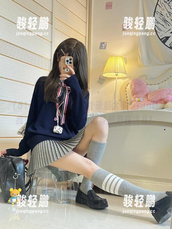 51吃瓜，登录后太多瓜fun让我完全忘记时间，哈哈真想泡在这儿！