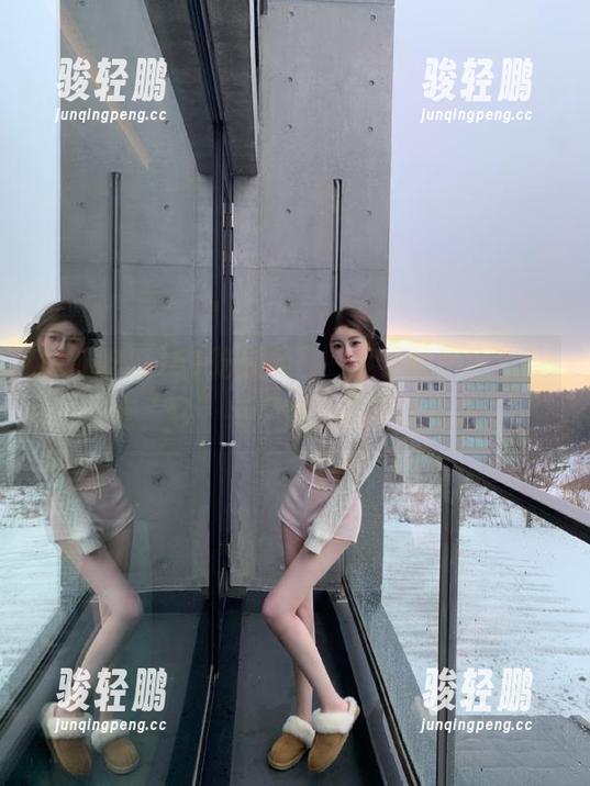51吃瓜入口，今天的热评让我在“它”与“她”间胡思乱想
