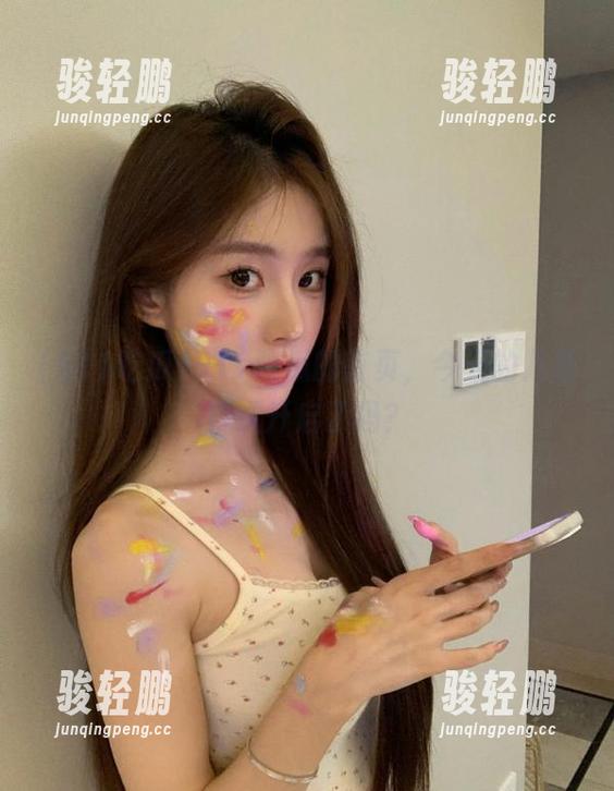 911吃瓜的首页，今天的八卦模式开启了吗？