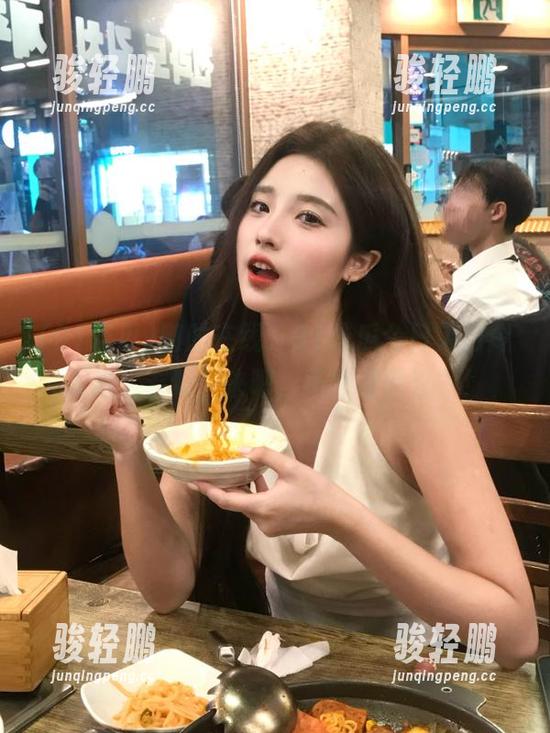 91吃瓜 随时在线,91吃瓜今日入口令人趋之若鹜,来吧,不舍得错过?!