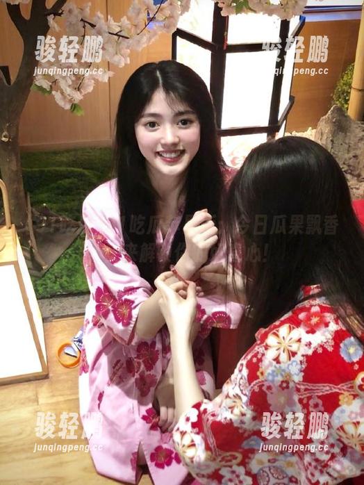 91吃瓜苹果版：今日瓜果飘香，快来解锁你的好奇心！
