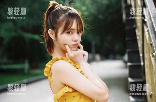 别犹豫，快来收藏hl155.ccm的黑料，保证你看了之后心里咯噔一下。