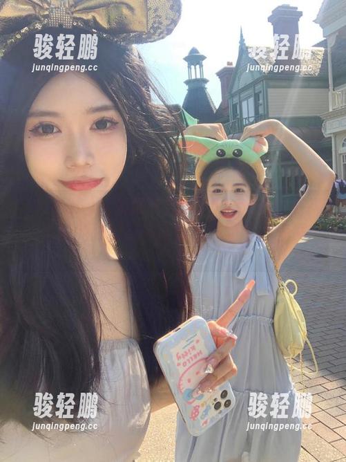 链接跳转到hl155.ccm的黑料，那刻的冲击感如同漂流在陌生的海域……