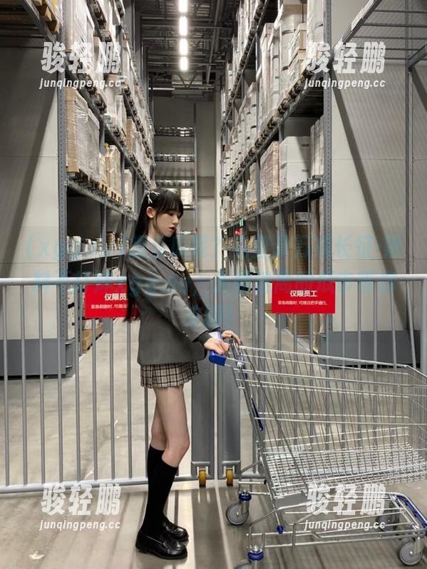 想当瓜呢？先登录万篇长征-黑料不打烊xgg.su，扑朔迷离的瓜市等你来嗨！