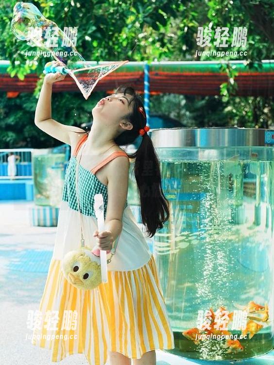 躲在被窝里看ios“一起吃瓜”的视频全集，心情顿时放飞。