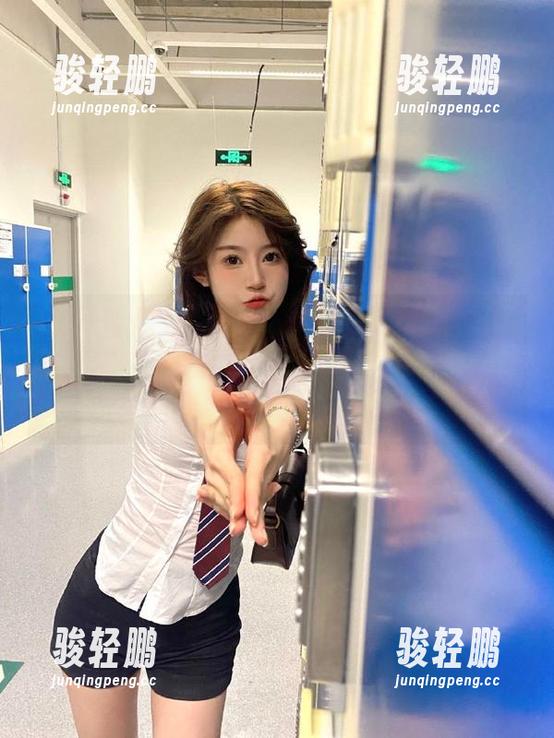 五一吃瓜，今天的娜娜好像有点儿不同，快来收藏这些神使鬼差的瞬间！