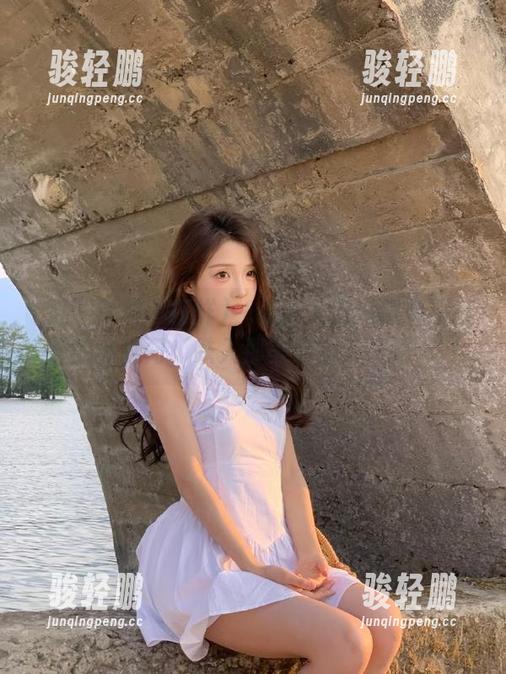 一步跨入五一黑料不打烊的传送门，跌入那美妙的未知吧……