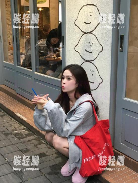 今天的安卓特别版，五一黑料网都有啥让人惊掉下巴的内容呢？