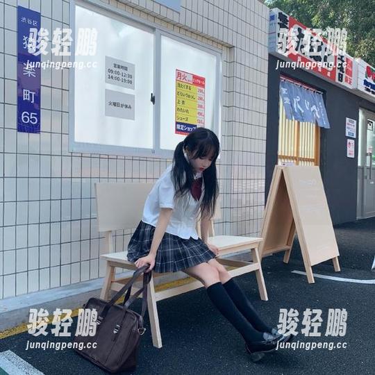 ios登录后，看吃瓜爆料，觉得网红们其实都是“人间百态”的演绎