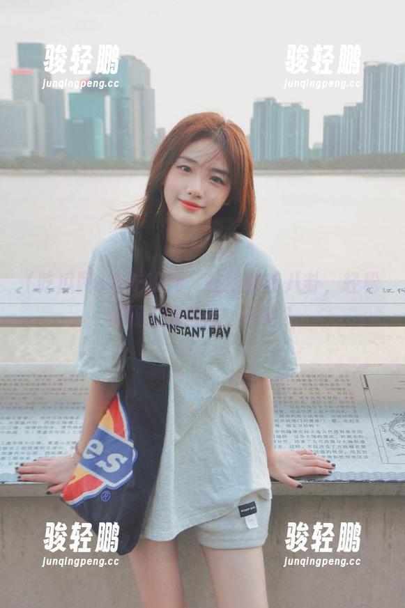 在吃瓜网，在线收听八卦，轻松获取人间百态，哦哈？