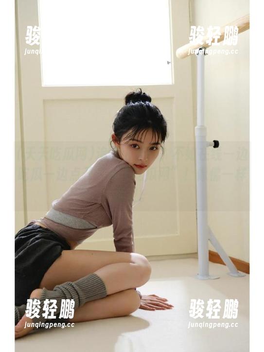 追剧太无聊？不如在线一边吃瓜一边点开“天天吃瓜网”！像佛一样放空。