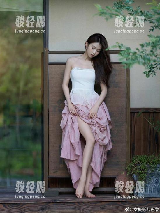 在“我要吃瓜app”里溜达，把八卦吃得津津有味，网址别忘了哦！