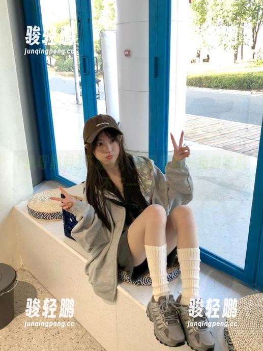 下载吧，扒哥黑料，免费吃瓜不花一分！