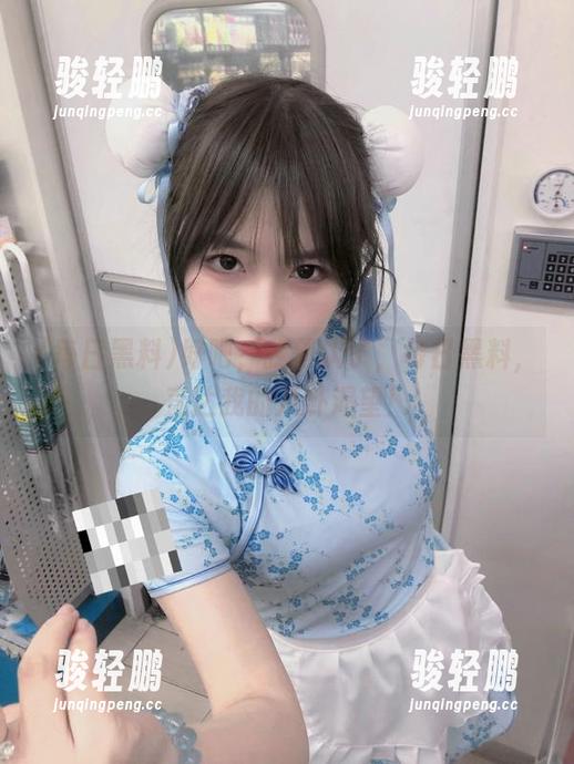 好吧，我承认了，每日黑料，直达我的八卦渴望！