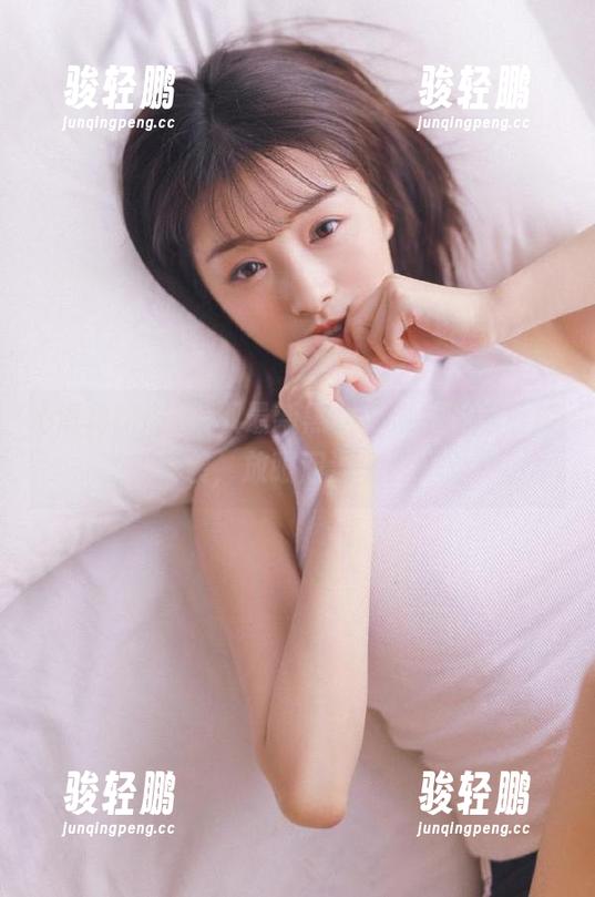 获取最新黑料，海角吃瓜链接来袭，放眼泪流满面！