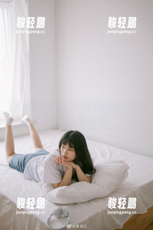 疯了，海角吃瓜视频曝光黑料，画面太美不敢看