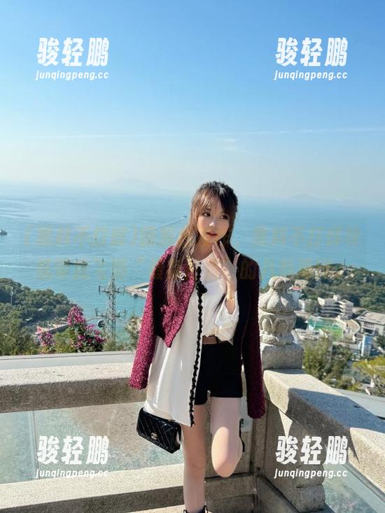 舔屏症发作，黑料不打烊导航带我飞到“最新首页”的八卦海洋。