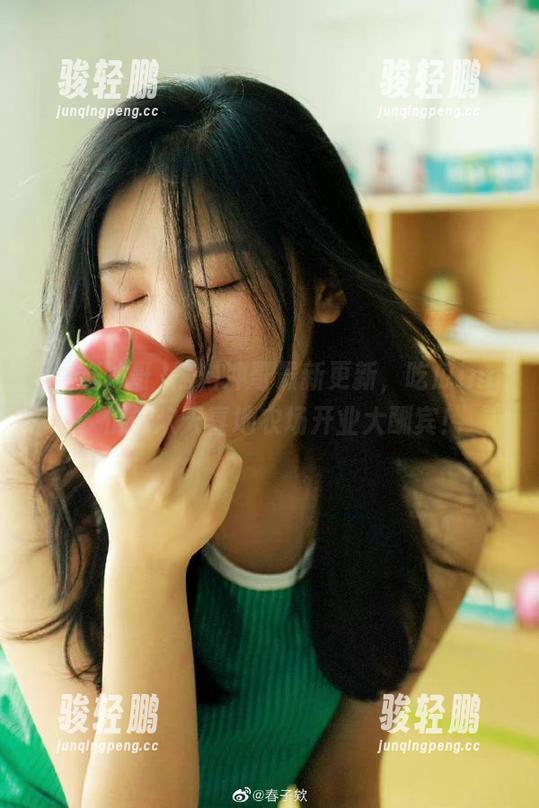 黑料冲哥最新更新，吃瓜ing，仿佛欢天喜地农场开业大酬宾！
