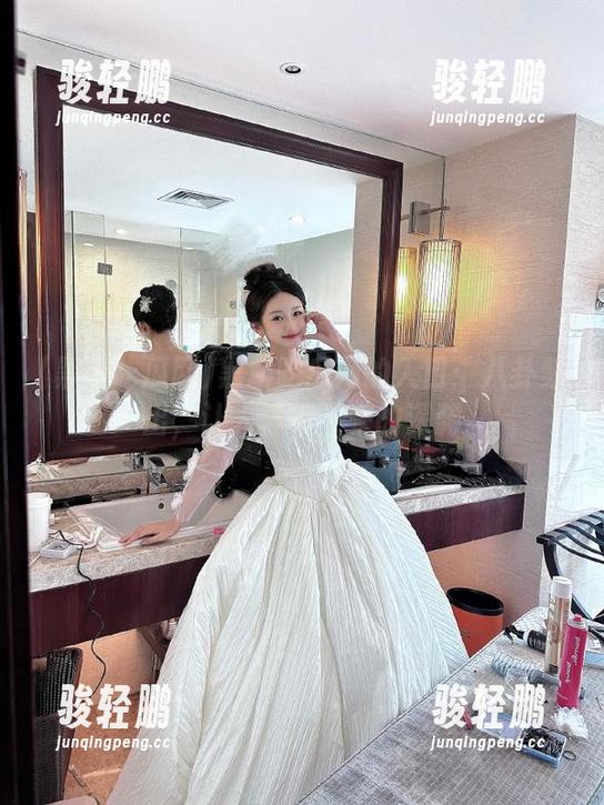 黑料吃瓜网的入口：八卦频出，让人停不下来的深渊