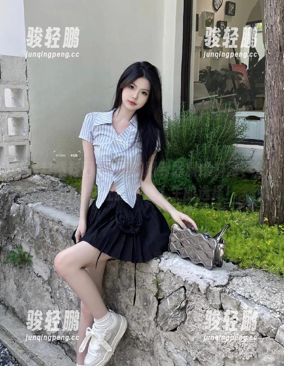 时不时刷到黑料爆料网，分享的内容让我怀疑人生的选择！