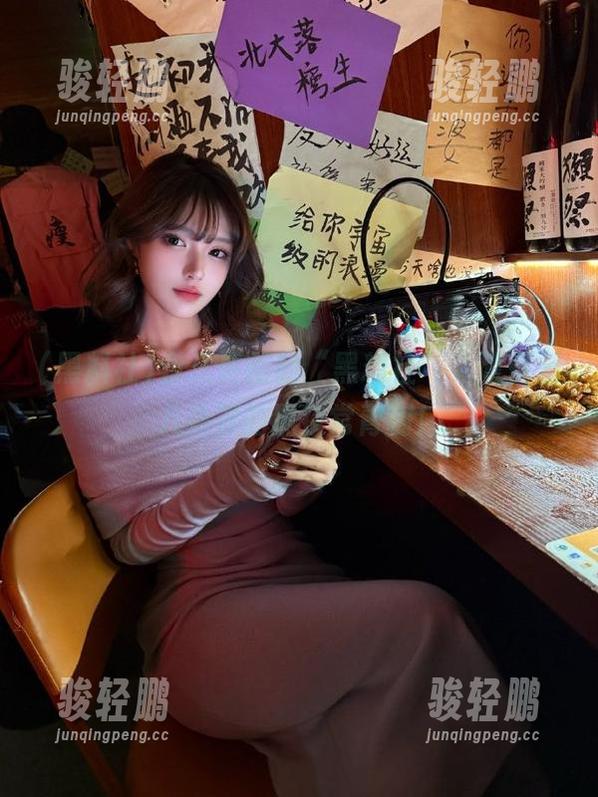 永久更新的“黑料社”，简直是八卦界的黑夜常青树！