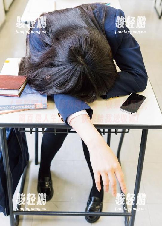在“黑料网在线”收集瓜后宫，简直是人生赢家，快来给我送收藏！