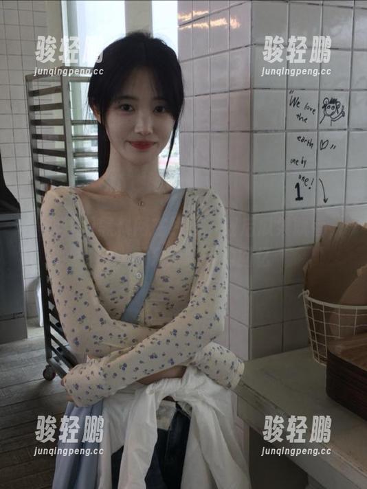 黑料网在线，下载后瓜果飘香，口水不只是咽下的回忆